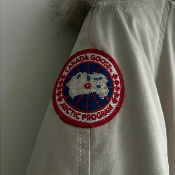Chill wack canada goose winter jacket - Picture 3 of 6